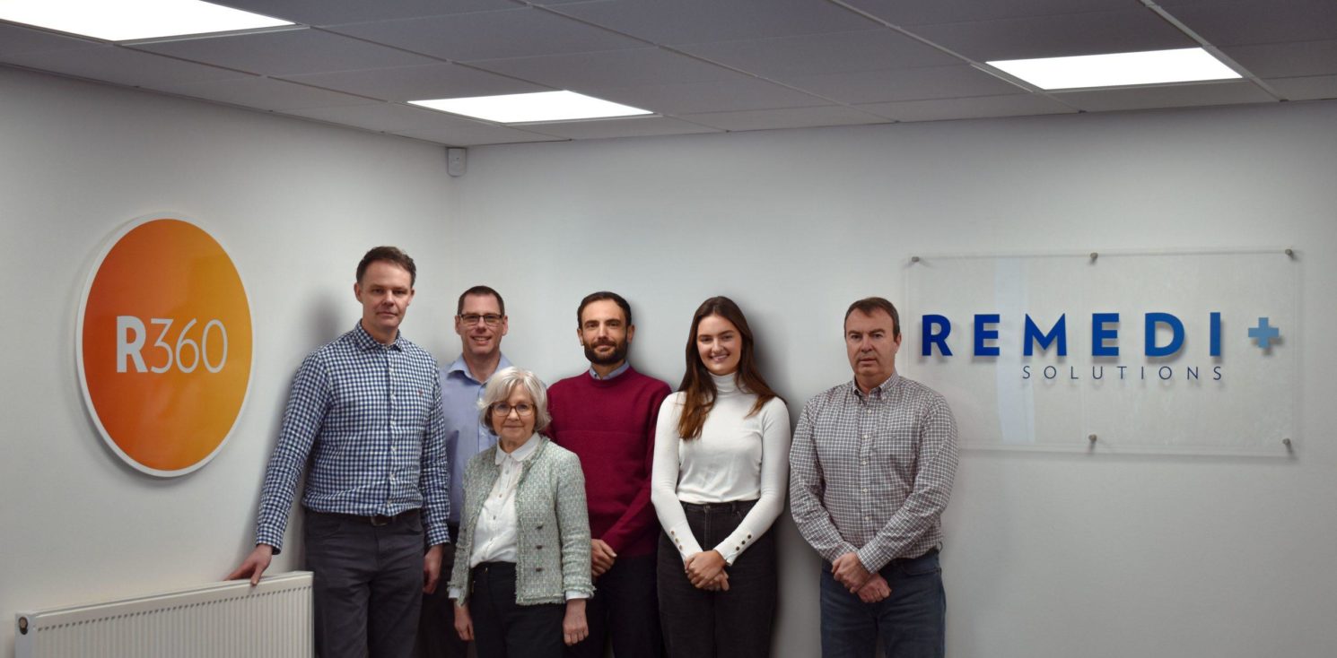 L-R) Andy Farr, Kevin Brownsword, Chris de Vincentis, Ailsa Black, Kenny Black and front row, Mary Hough