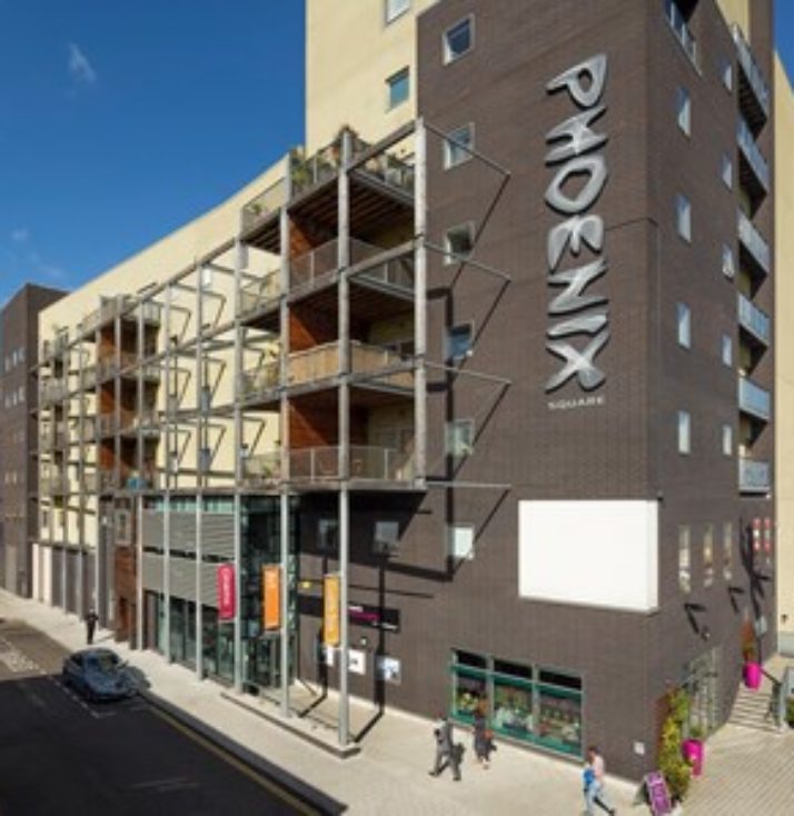 phoenix-exterior