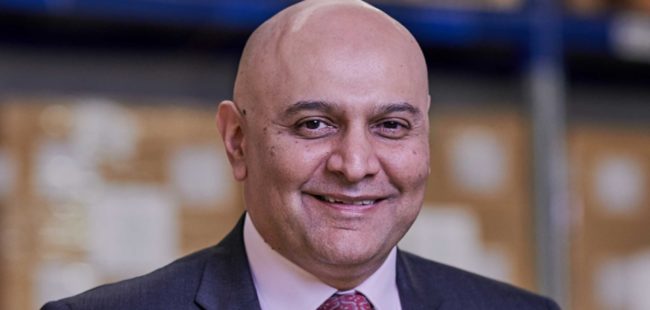 Dr Nik Kotecha OBE Headshot Hi res