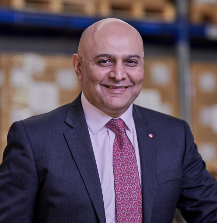 Dr Nik Kotecha OBE Headshot Hi res
